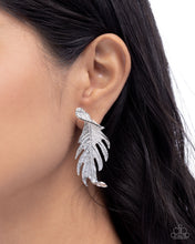 Load image into Gallery viewer, Leafy Lure - Silver
